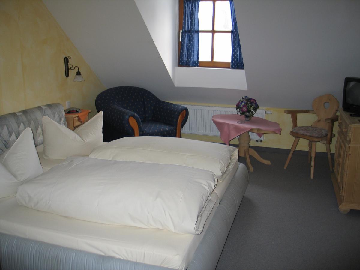 Gasthof Hotel Zur Insel Landshut Buitenkant foto