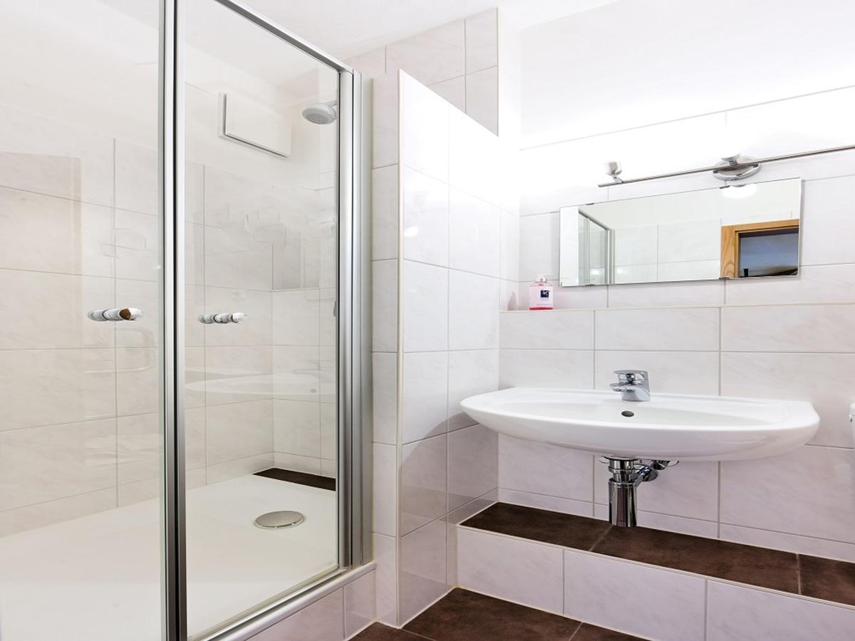 Gasthof Hotel Zur Insel Landshut Buitenkant foto